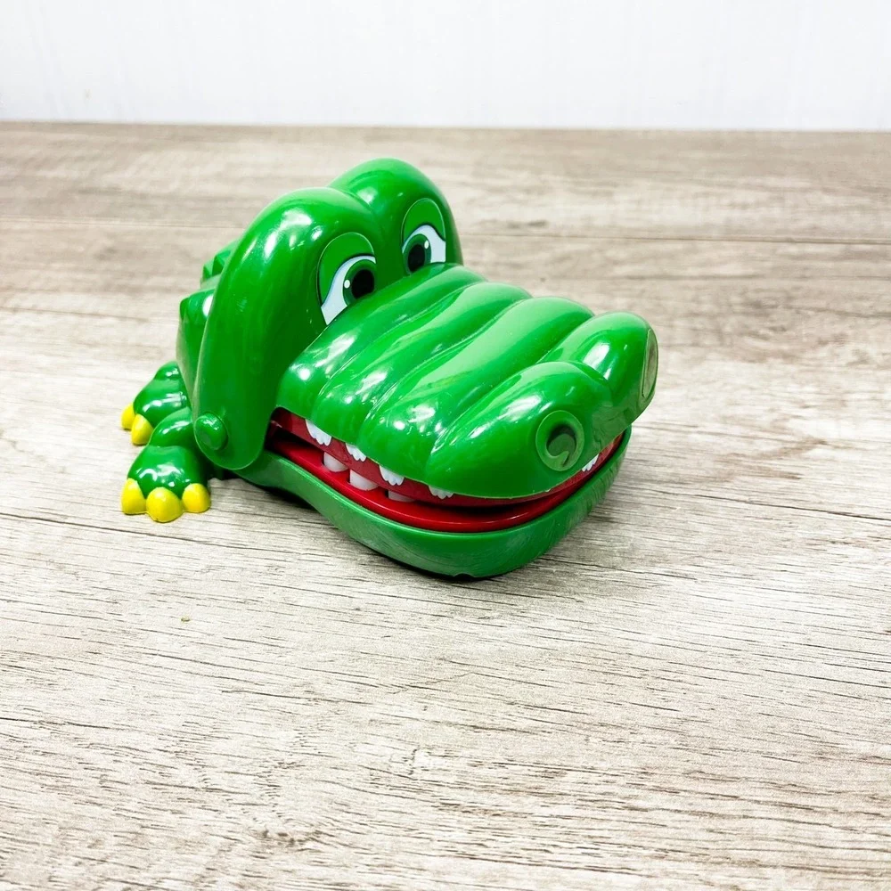 Crocodile Dentist - A Grouchy Friend with a Grievous Toothache - Replacement!